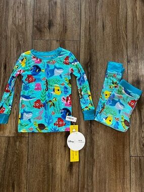 Little sleepies finding Nemo